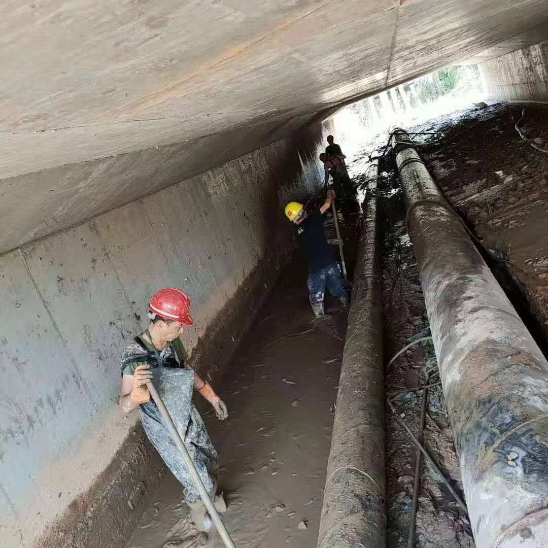 鸠江工业管道清淤