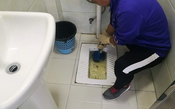 鸠江疏通蹲坑